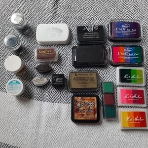 Bundle Ink Pads Stamping Crafts Art Color Box & Embossing Powders